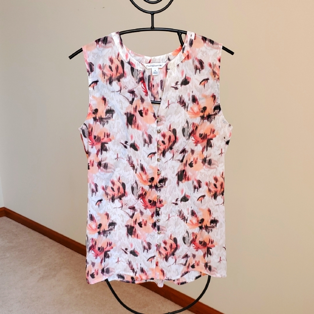 Croft & Barrow * Collarless Button Down Tank Watercolor Floral